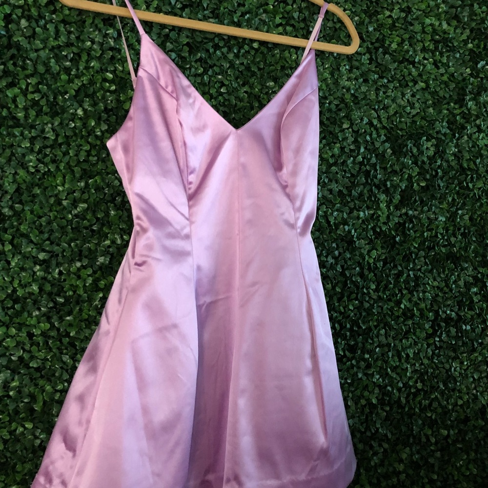 CLOSET CLEAN OUT • Light purple mini BEBE dress.